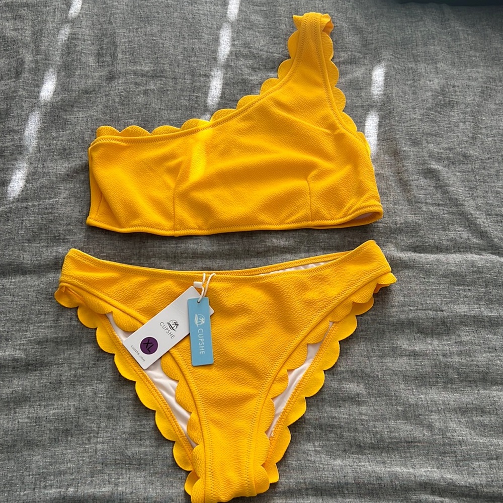 Yellow Bikini